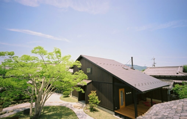 大屋根の家 近江八幡市　OY HOUSE