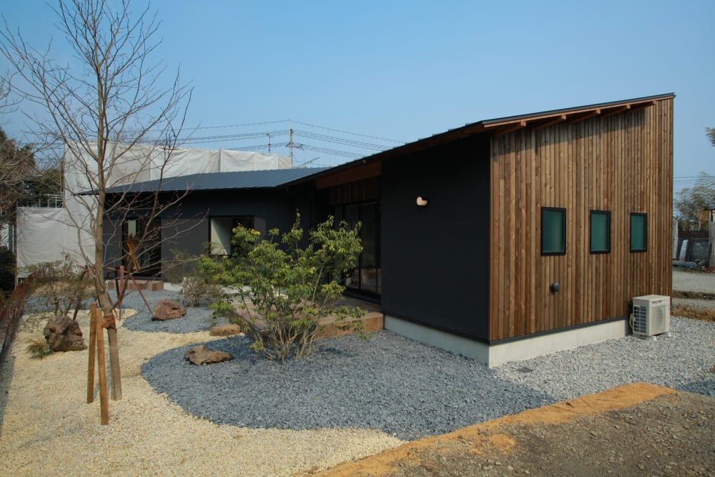 HMY HOUSE